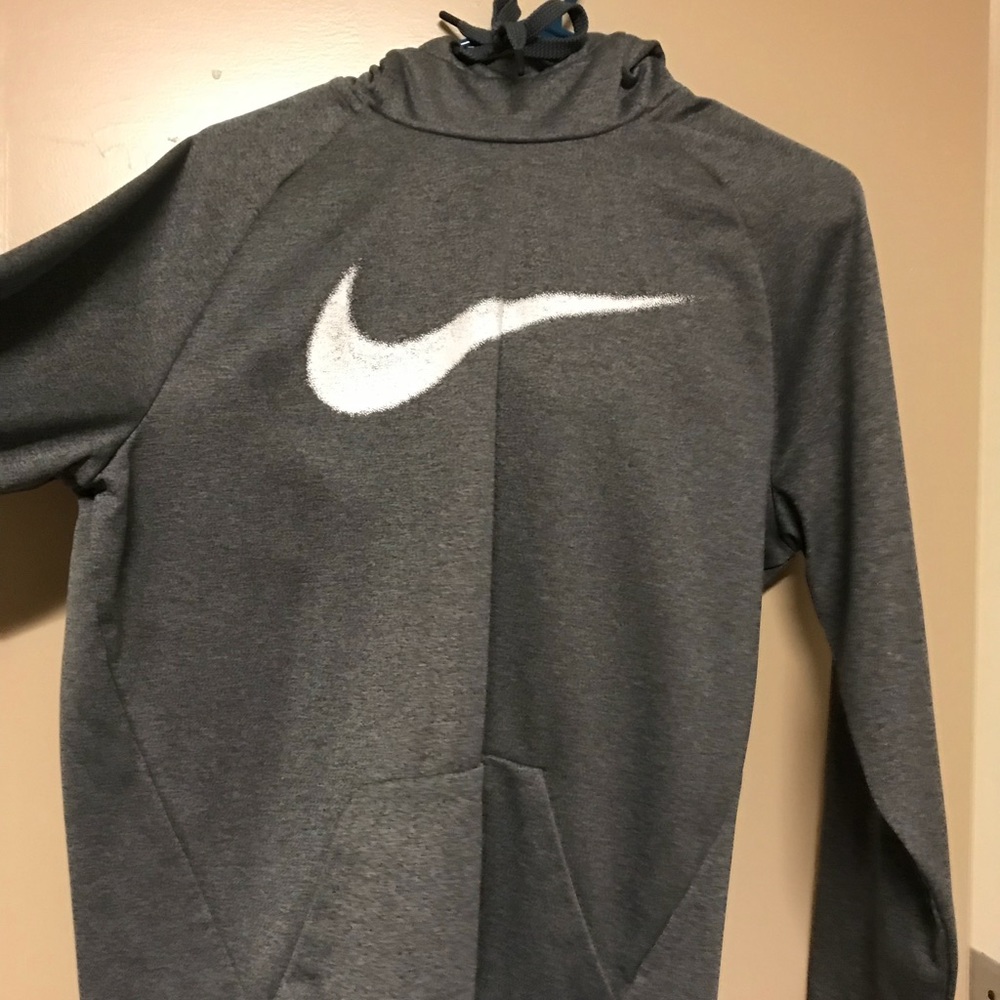 Nike thermal dri fit hoodie